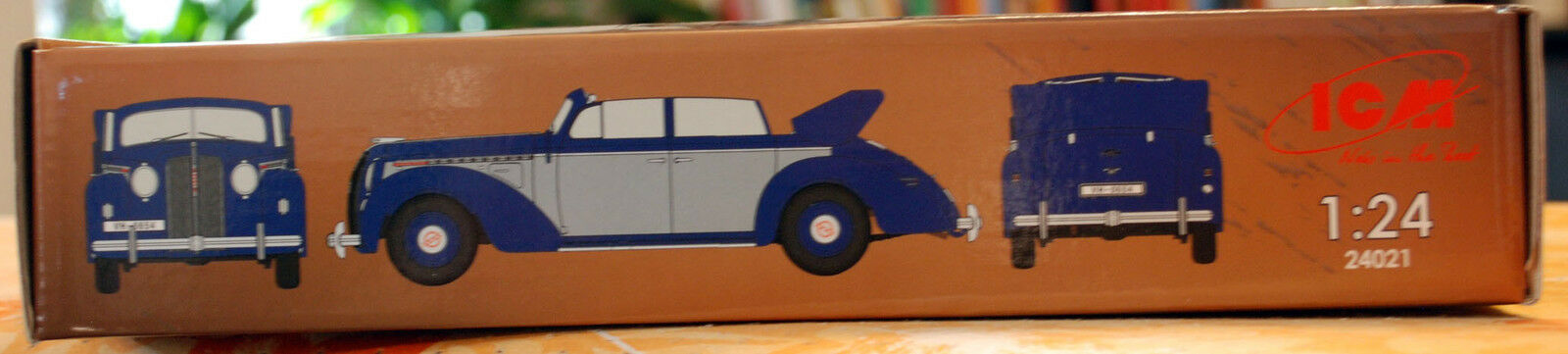1939 Opel Admiral Cabriolet 1:24 ICM 24021