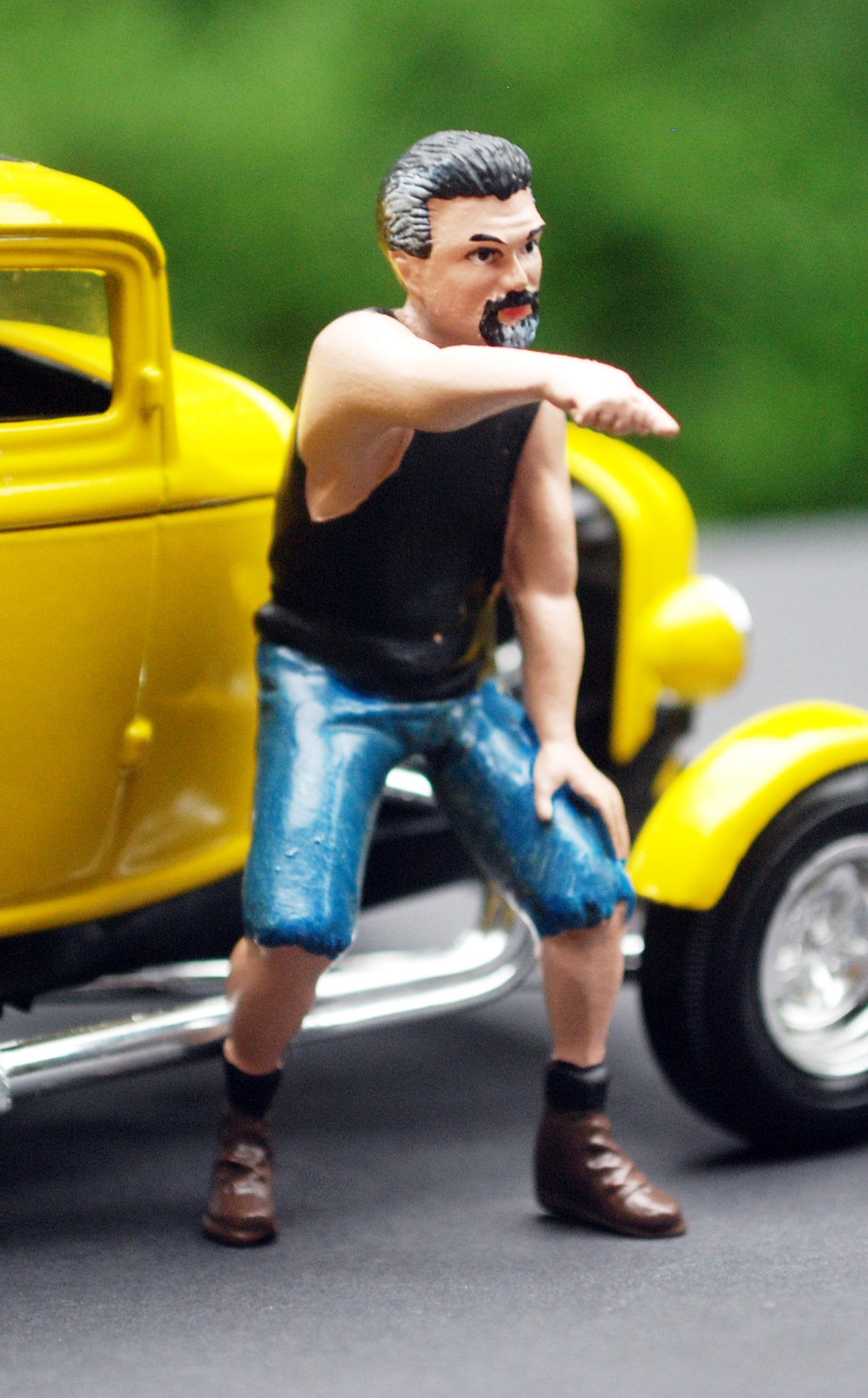 24027 American Diorama Hot Rodder Derek 1:24