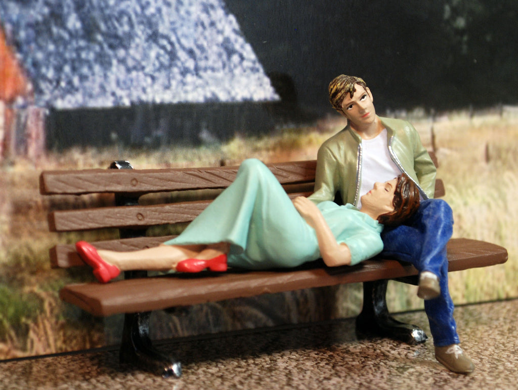 38330 B American Diorama Sitting Lovers Set 1:24 neu 2020