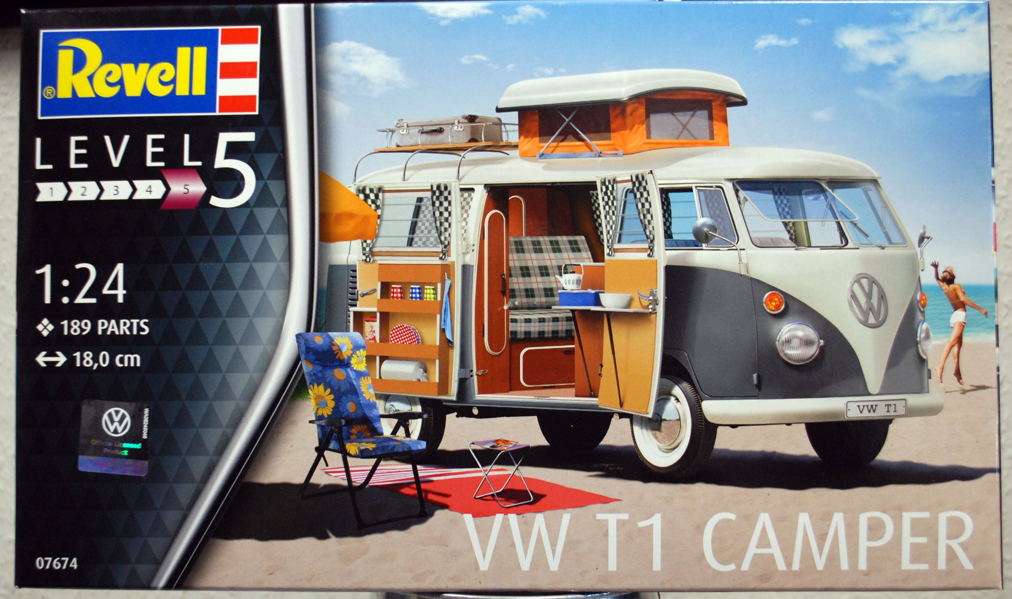 Revell 07674 1961 Volkswagen VW Bulli Typ 2 T 1 Westfalia Camper 1:24
