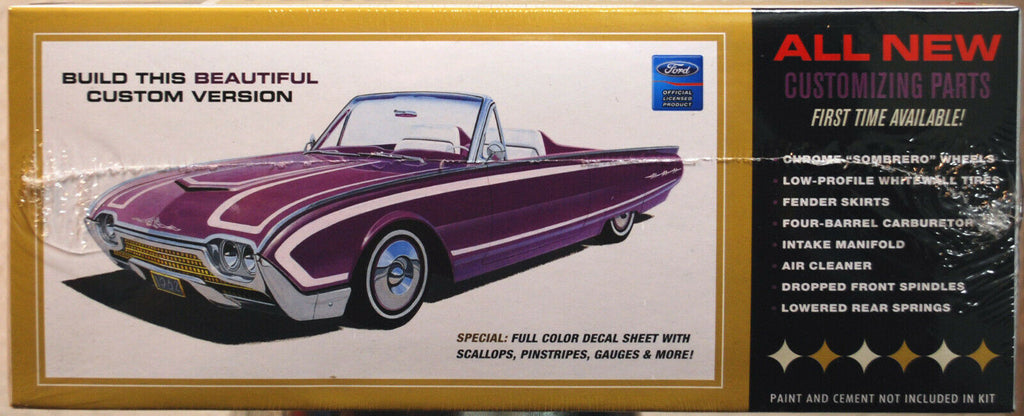 AMT 682 1962 Ford Thunderbird 2´n1 1:25