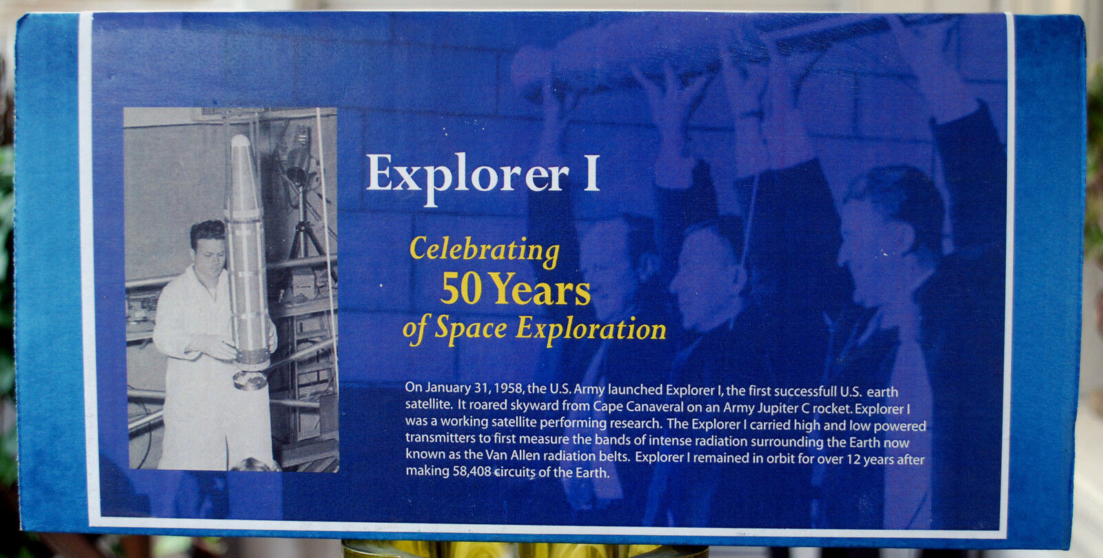Explorer I Americas first Successfull Satellite 1:6 Glencoe 6901