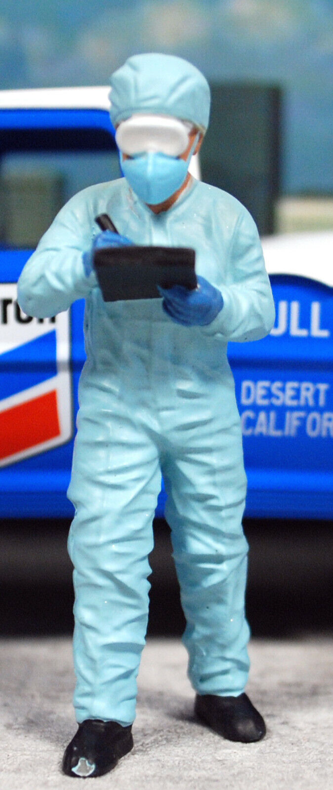 76370 American Diorama Hazmat Crew Figure IV 1:24