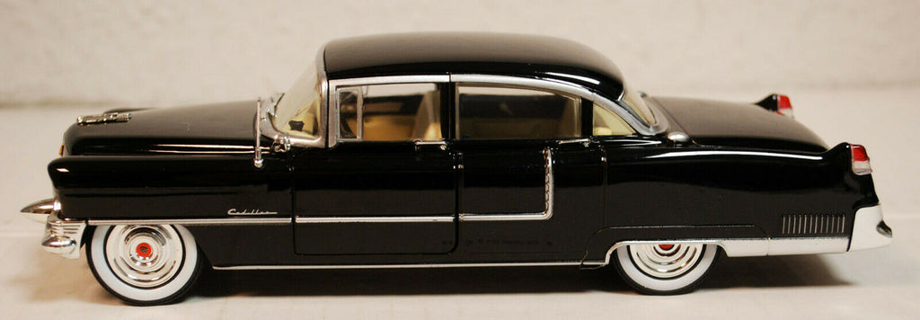 1955 Cadillac Fleetwood Series 60 The Godfather Der Pate 1:24, Green Light 84091