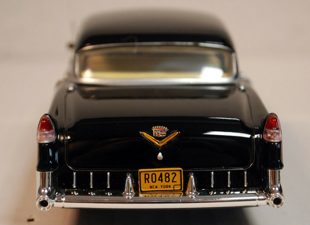 1955 Cadillac Fleetwood Series 60 The Godfather Der Pate 1:24, Green Light 84091