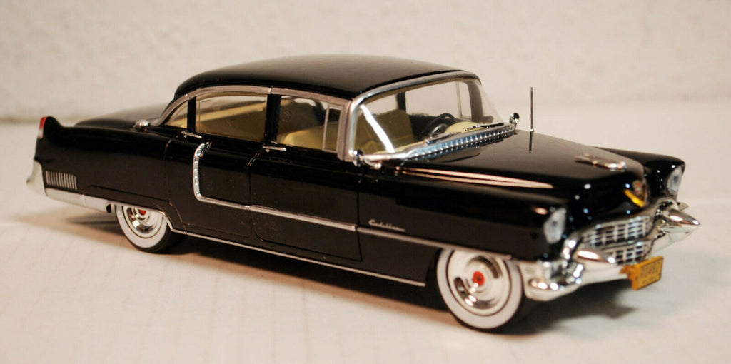 1955 Cadillac Fleetwood Series 60 The Godfather Der Pate 1:24, Green Light 84091
