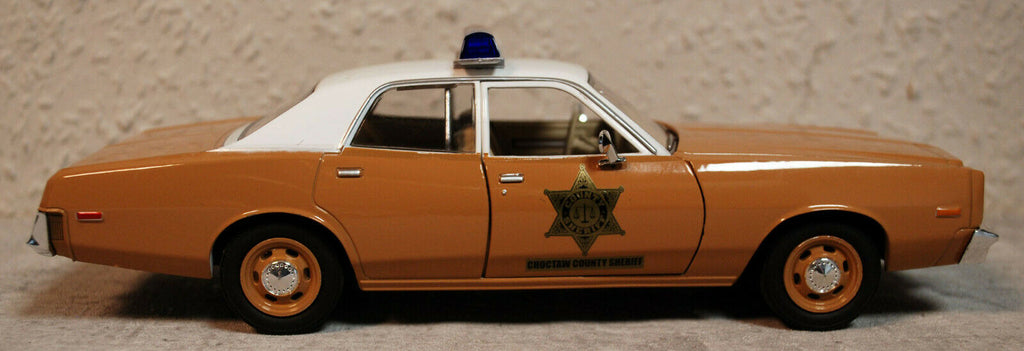 1975 Dodge Coronet Chocktaw County Sheriff 1:24 Green Light 84097