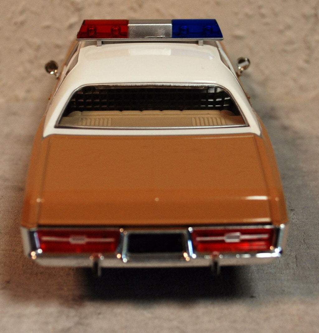 1975 Dodge Coronet Chocktaw County Sheriff 1:24 Green Light 84097