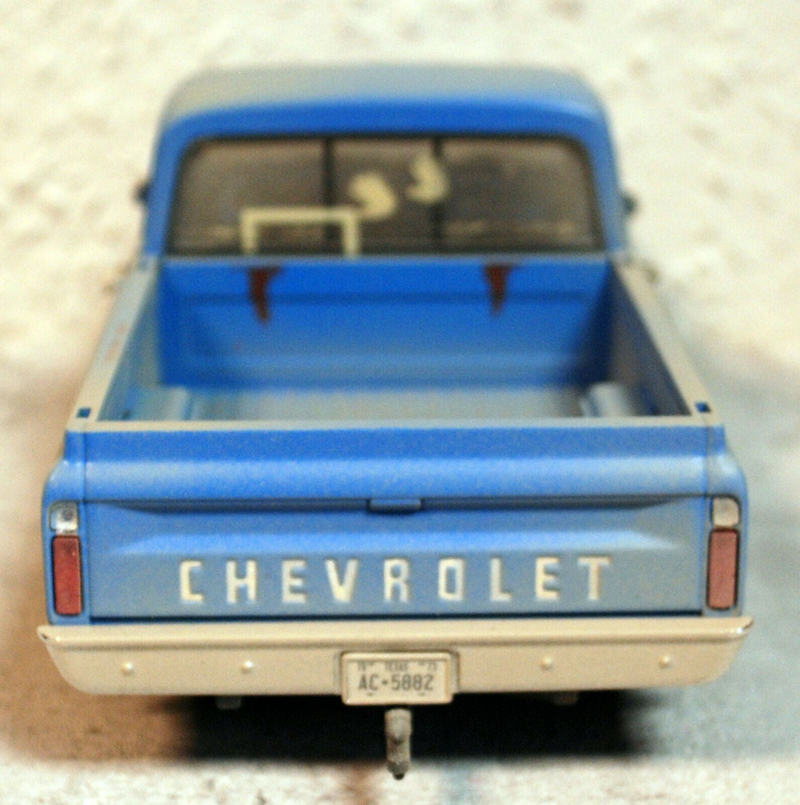 Greenlight 84141 1971 Chevrolet C 10 Pickup The Texas Chainsaw Massacre 1:24