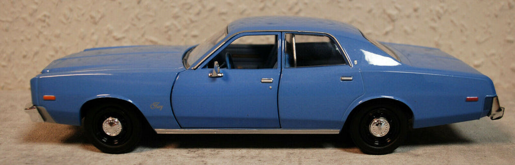 Greenlight 84142 1977 Plymouth Fury Christine 1:24