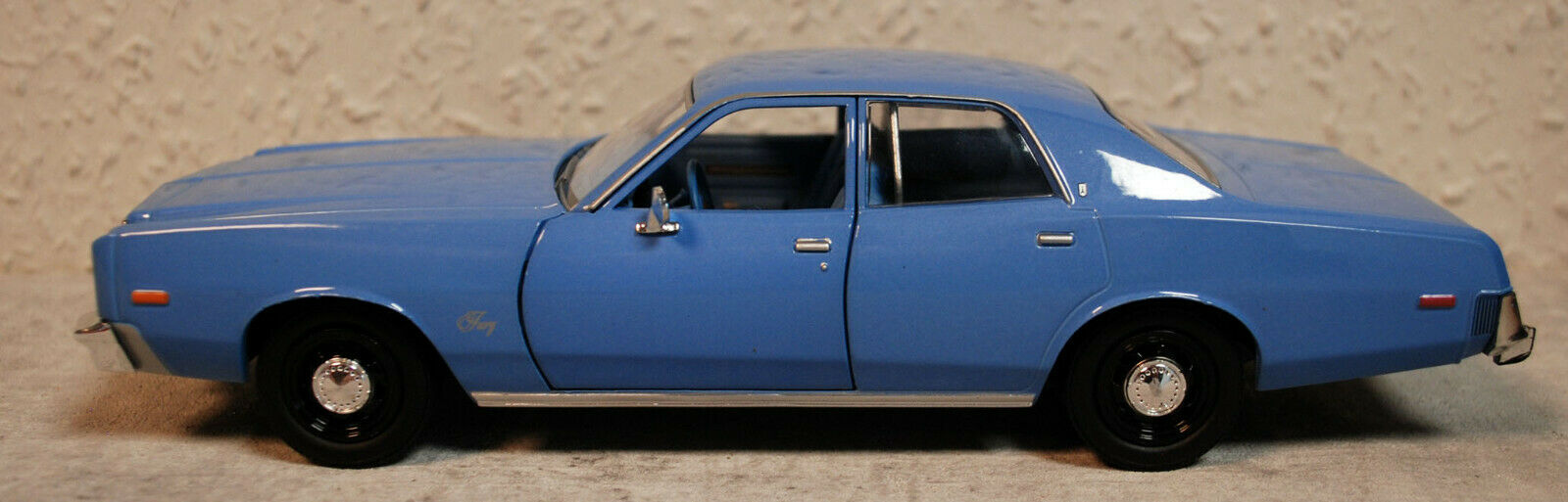 Greenlight 84142 1977 Plymouth Fury Christine 1:24