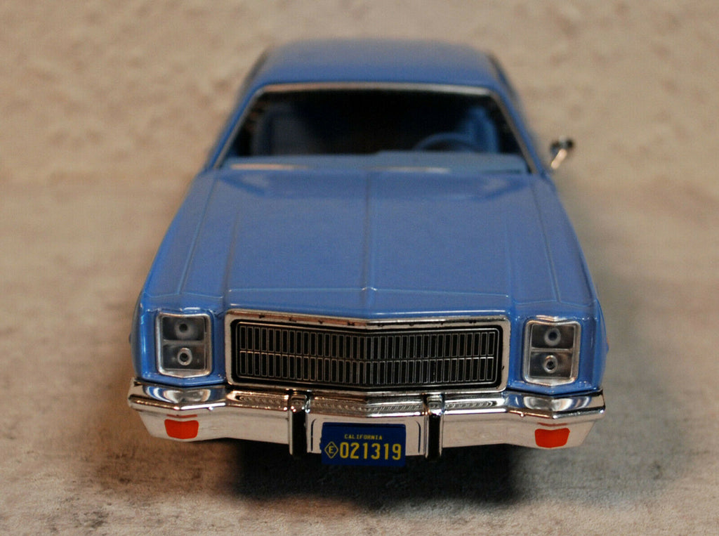 Greenlight 84142 1977 Plymouth Fury Christine 1:24