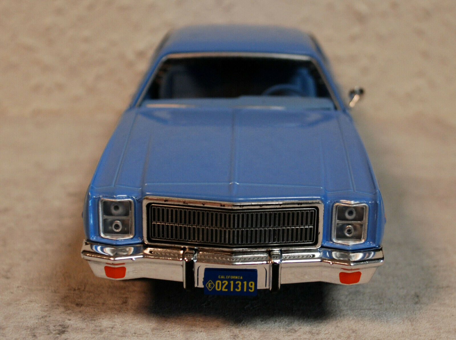 Greenlight 84142 1977 Plymouth Fury Christine 1:24