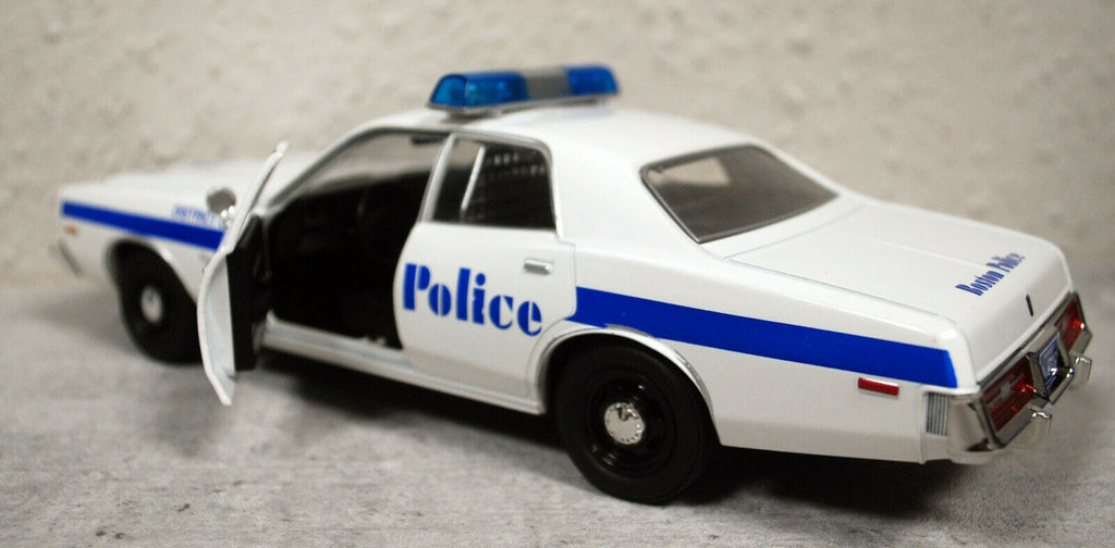 1976 Dodge Coronet Boston Police 1:24 Green Light 85521