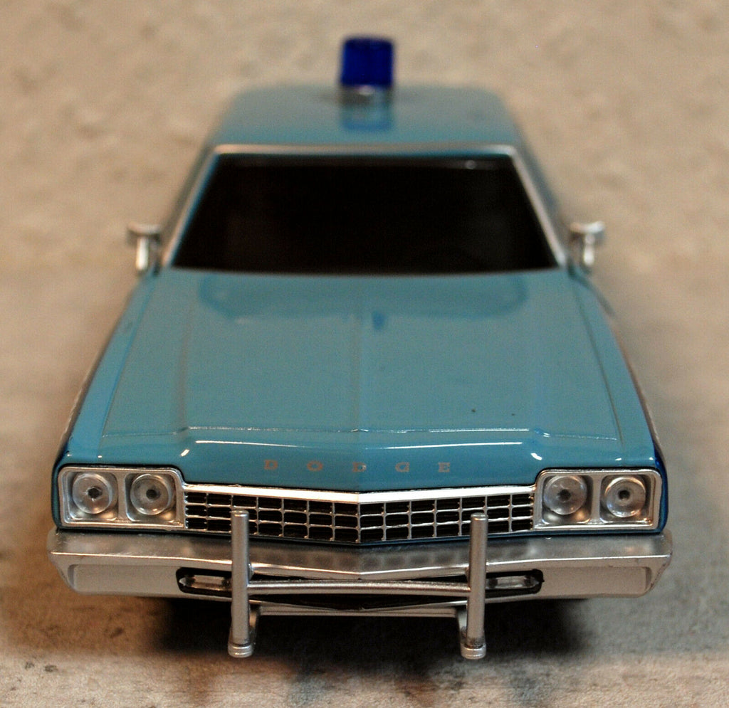 1975 Dodge Monaco Massachusetts State Police 1:24 Green Light 85532