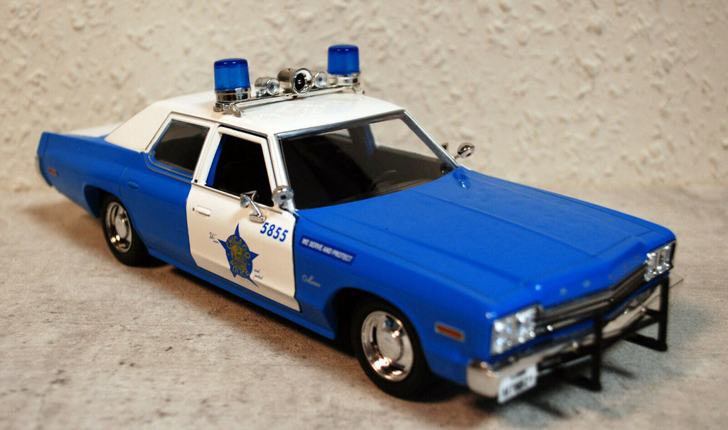 1974 Dodge Monaco Chicago Police Department 1:24 Green Light 85541
