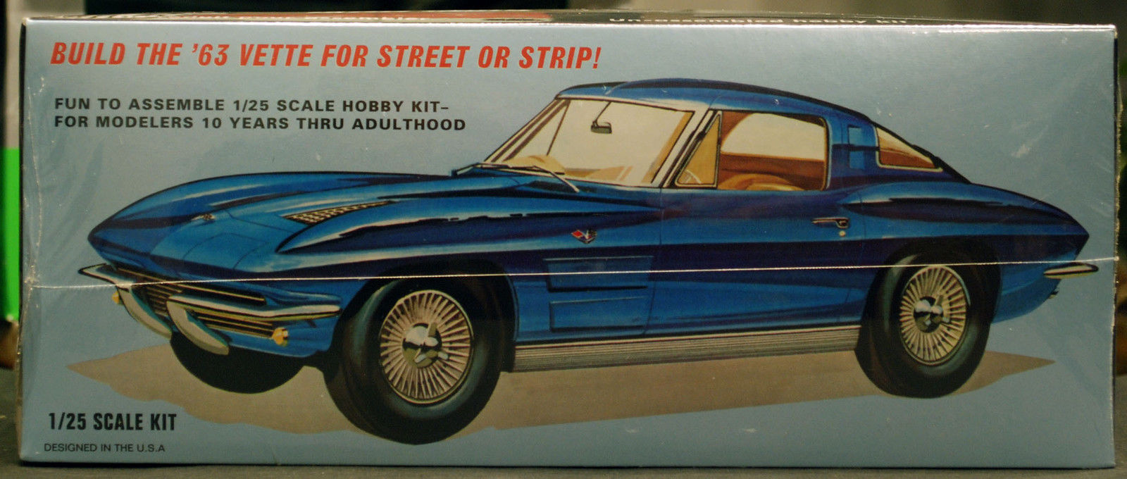 1963 Chevrolet Corvette Coupe Split Window Sting Ray 2`n1 1:25 AMT 861