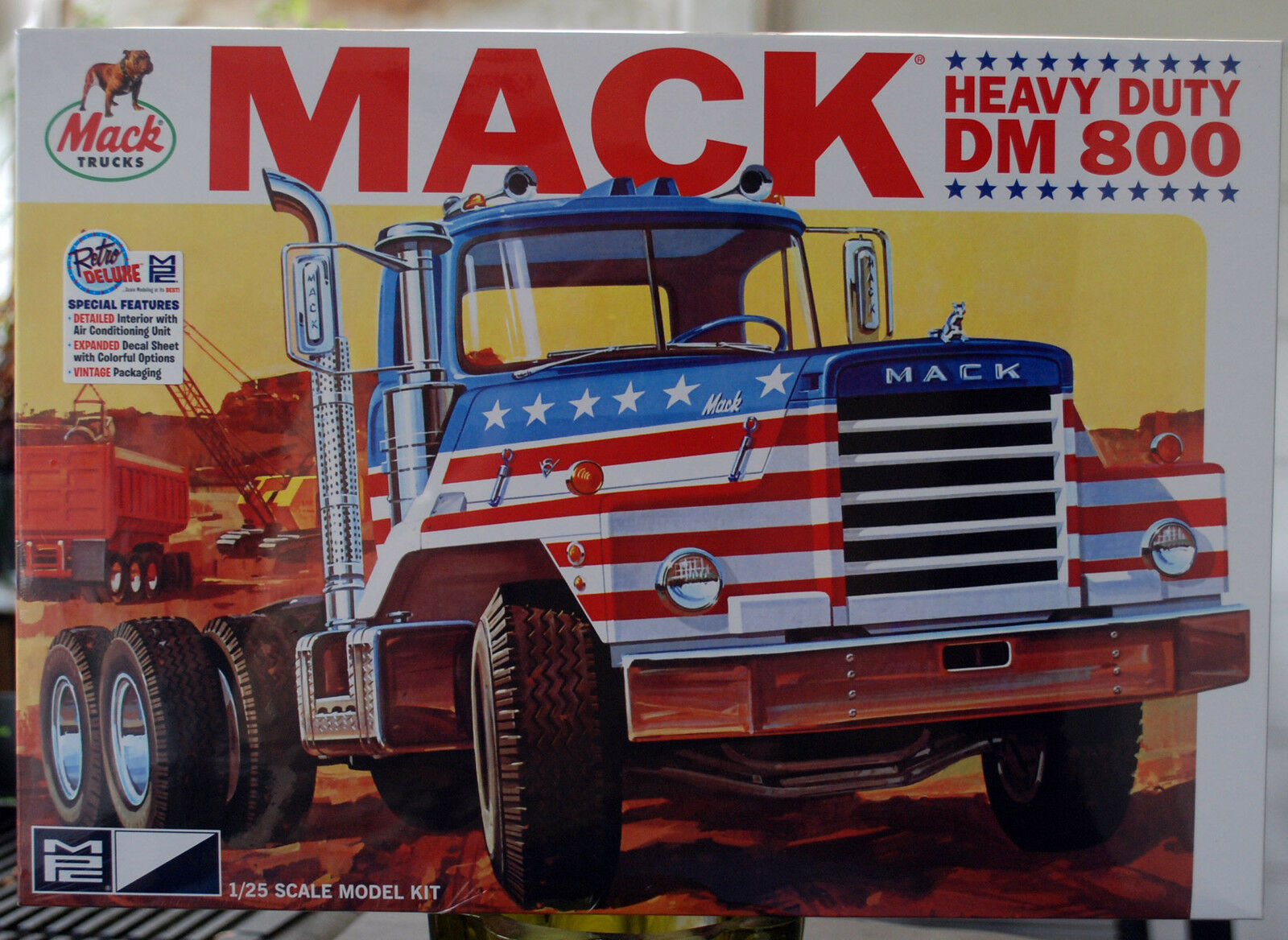 Mack DM 800 Tractor Zugmaschine 1:25 MPC 899 wieder neu 2018