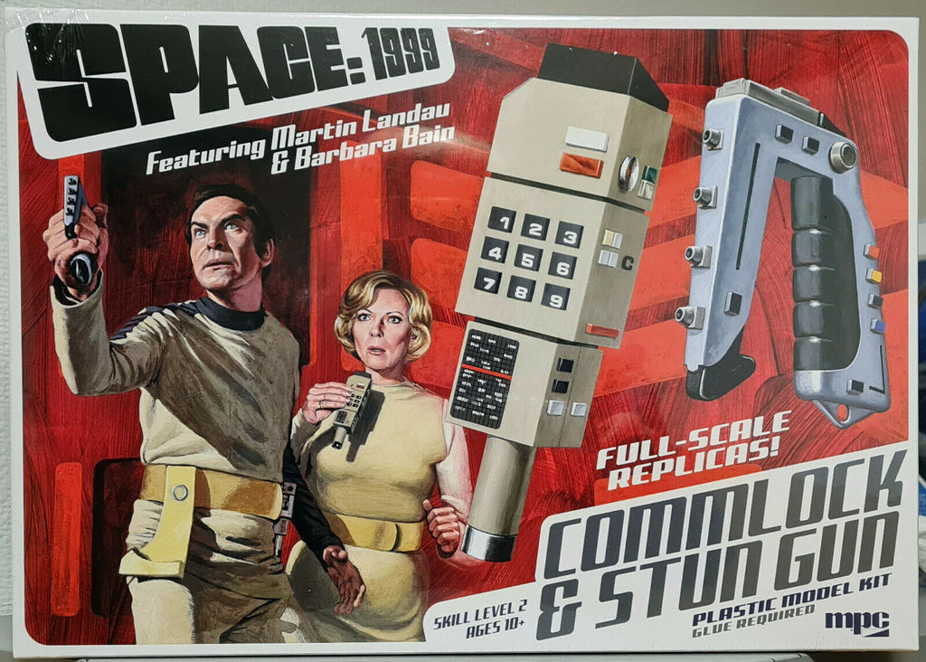 MPC 941 Space 1999 Alpha Moonbase Mondbasis Alpha 1 Commlock & Stun Gun 1:1
