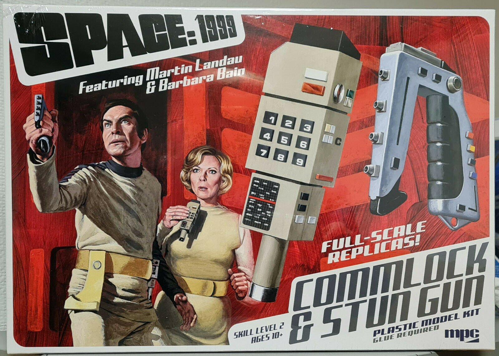 MPC 941 Space 1999 Alpha Moonbase Mondbasis Alpha 1 Commlock & Stun Gun 1:1