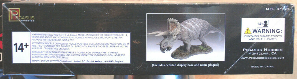Pegasus 9550 Triceratops Dinosaurier 1:24