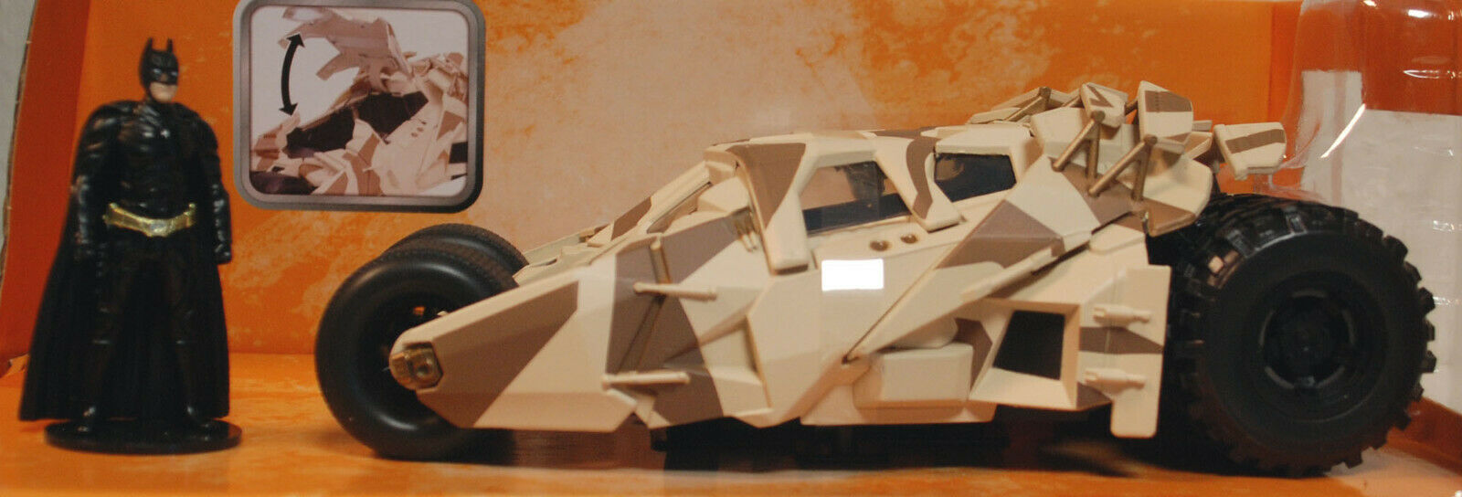 2008 Batmobile Camouflage mit Batman The Dark Knight 1:24 Jada 98543