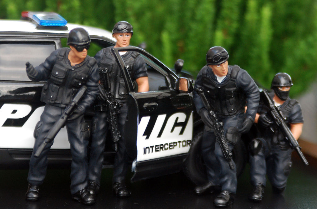 77468B American Diorama Swat Team Polizei SEK Set aus 4 Figuren Sniper 1:24