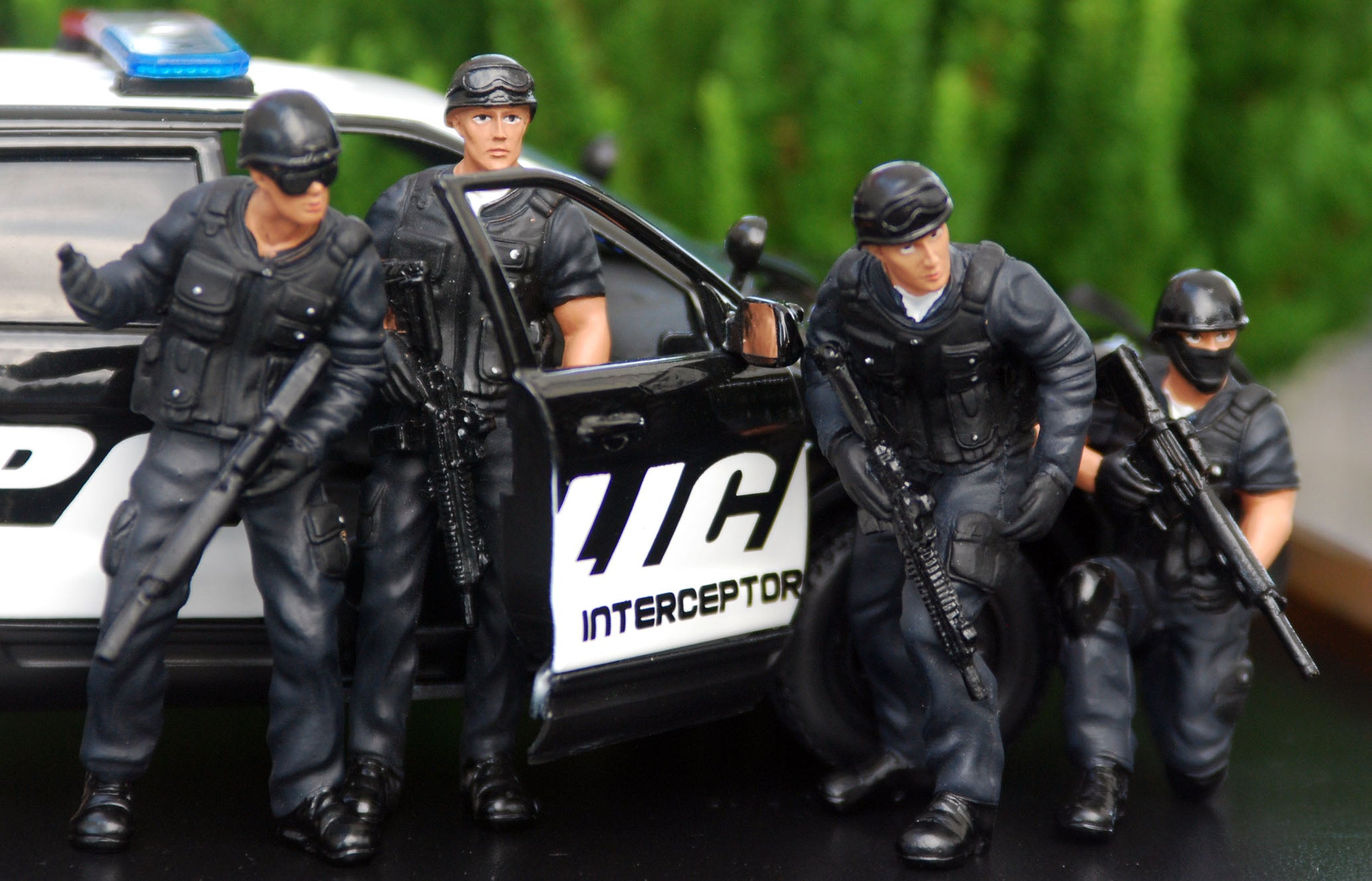 77468B American Diorama Swat Team Polizei SEK Set aus 4 Figuren Sniper 1:24