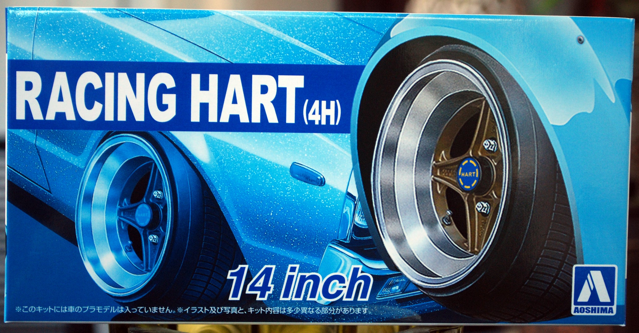 Aoshima 053775 Felgen Racing Hart (4H) 14 Zoll inkl. Reifen 1:24 #44
