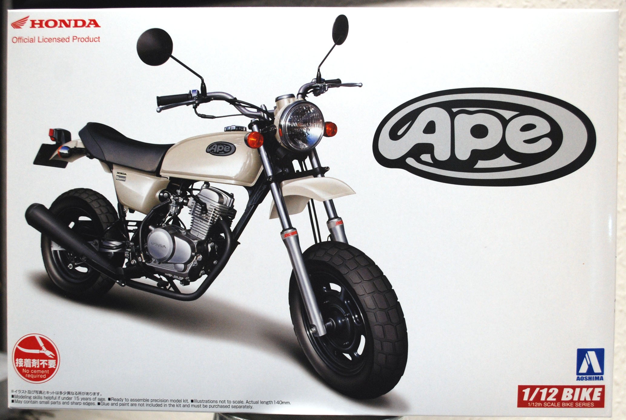 Aoshima 051702 2007 Honda Ape 50 1:12 Motorrad Bike
