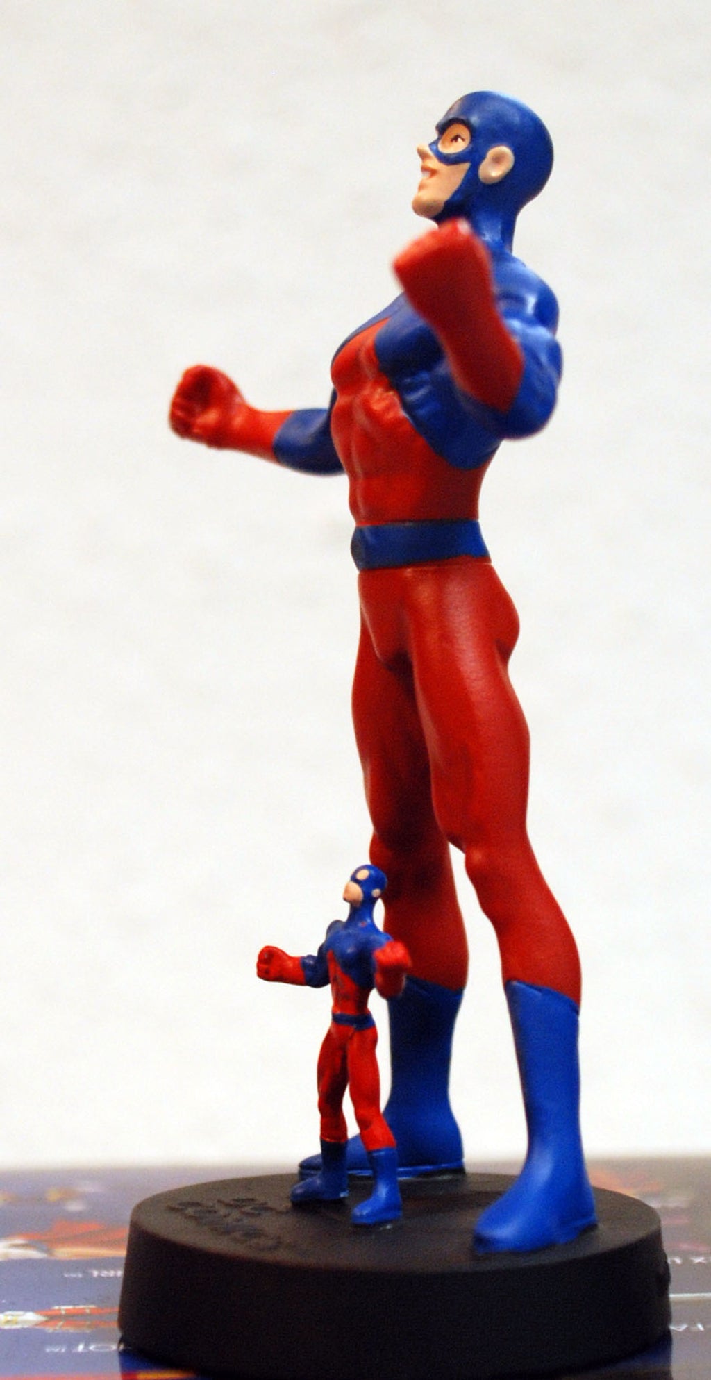 DC Super Hero Collection Atom 1:21 ABS 3692