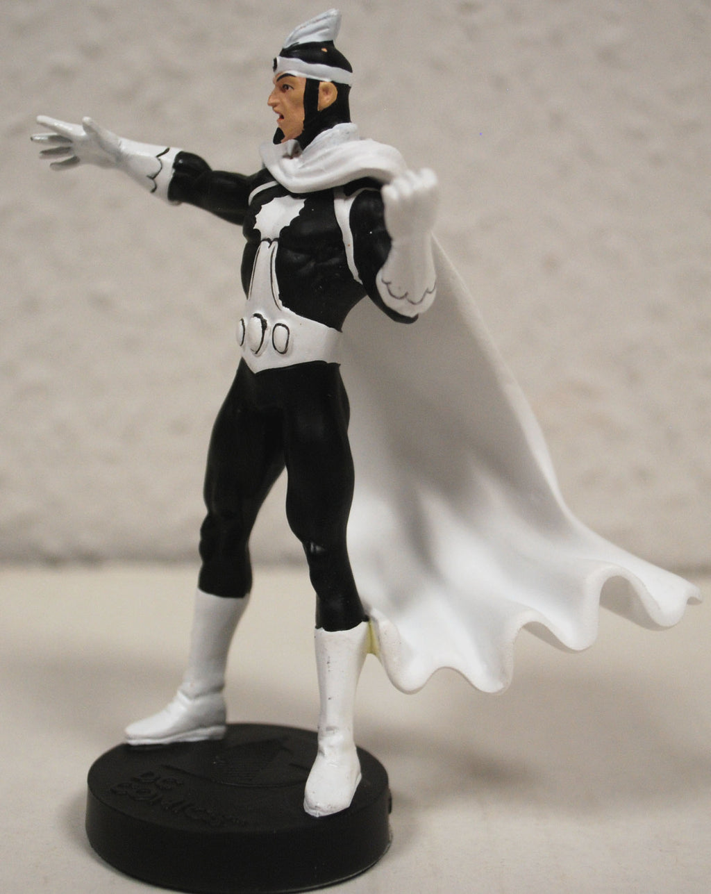 DC Super Hero Collection Dr. Light 1:21 ADW 2532