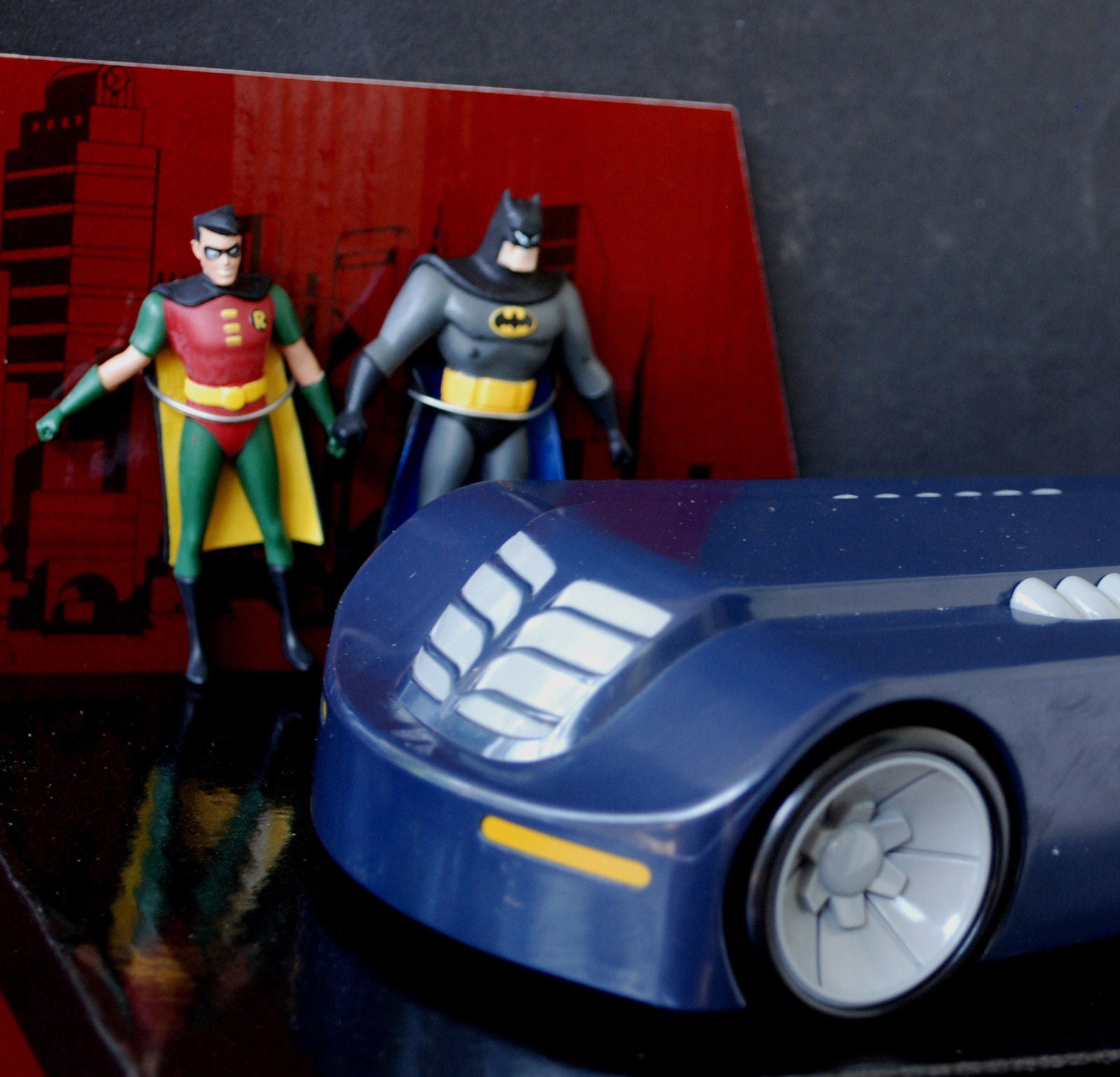 1960er Batmobile mit Batman und Robin Animated TV Series, 1:24, NJCroce 2017 neu