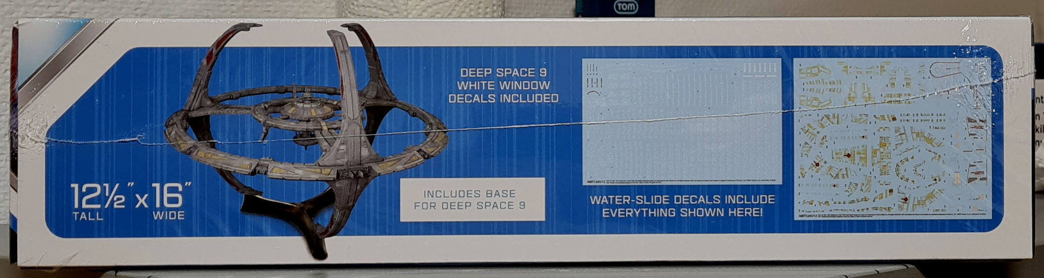 AMT 1245 Star Trek Deep Space 9