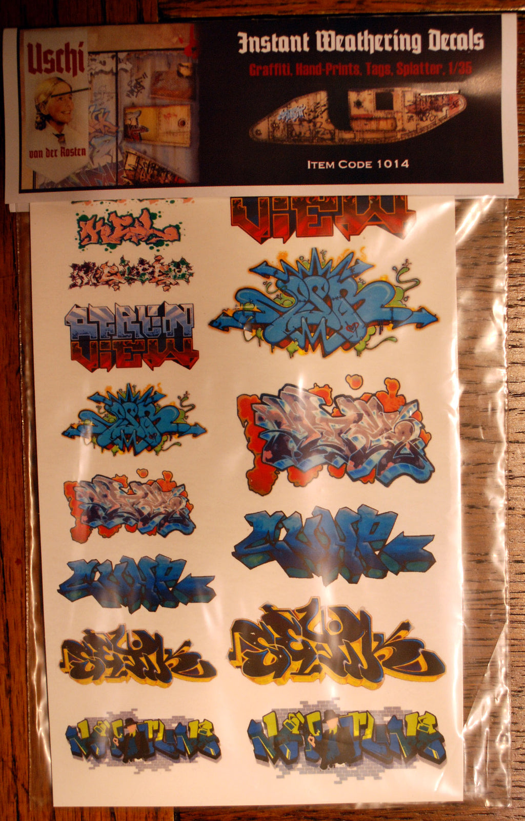 Uschi van der Rosten 1014 Decals Instant Weathering Graffiti Splatter