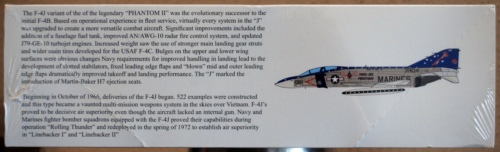 Accurate Miniatures 0411 F-4J Phantom II USN/USMC Fighter Bomber 1:72
