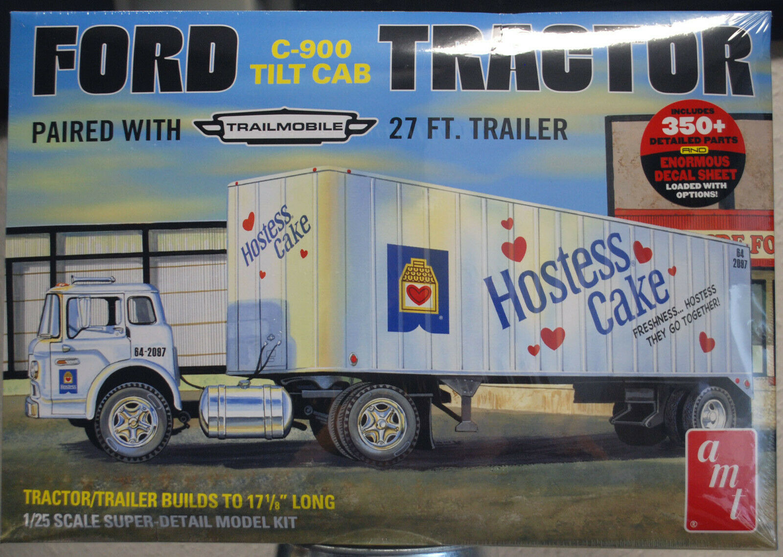 Ford C-600 Tractor w. Trailer Hostess Cake 1:25 AMT 1221 wieder 2021