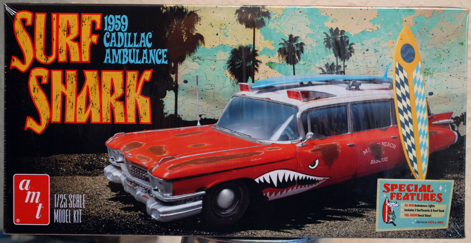 1959 Cadillac Ambulance Surf Shark 1:25 AMT 1242