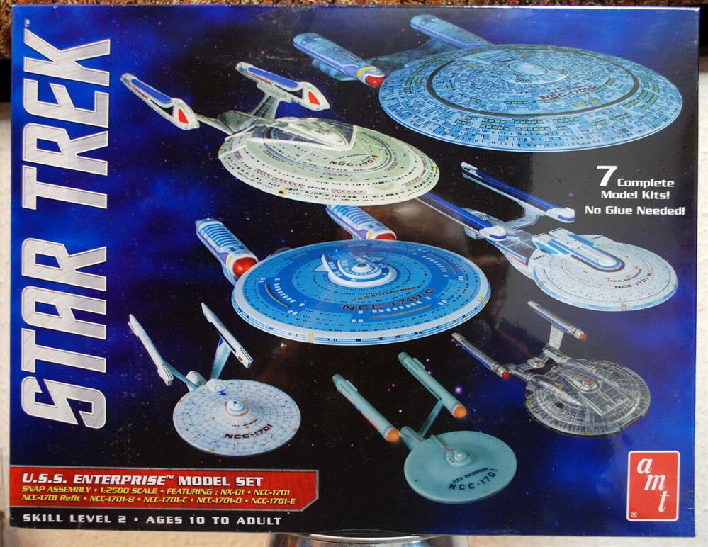 AMT 954 Star Trek USS Enterprise 7 Model Set 1:2500