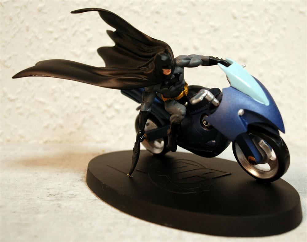 DC Super Hero Collection Batman & Batcycle 1:21 27502