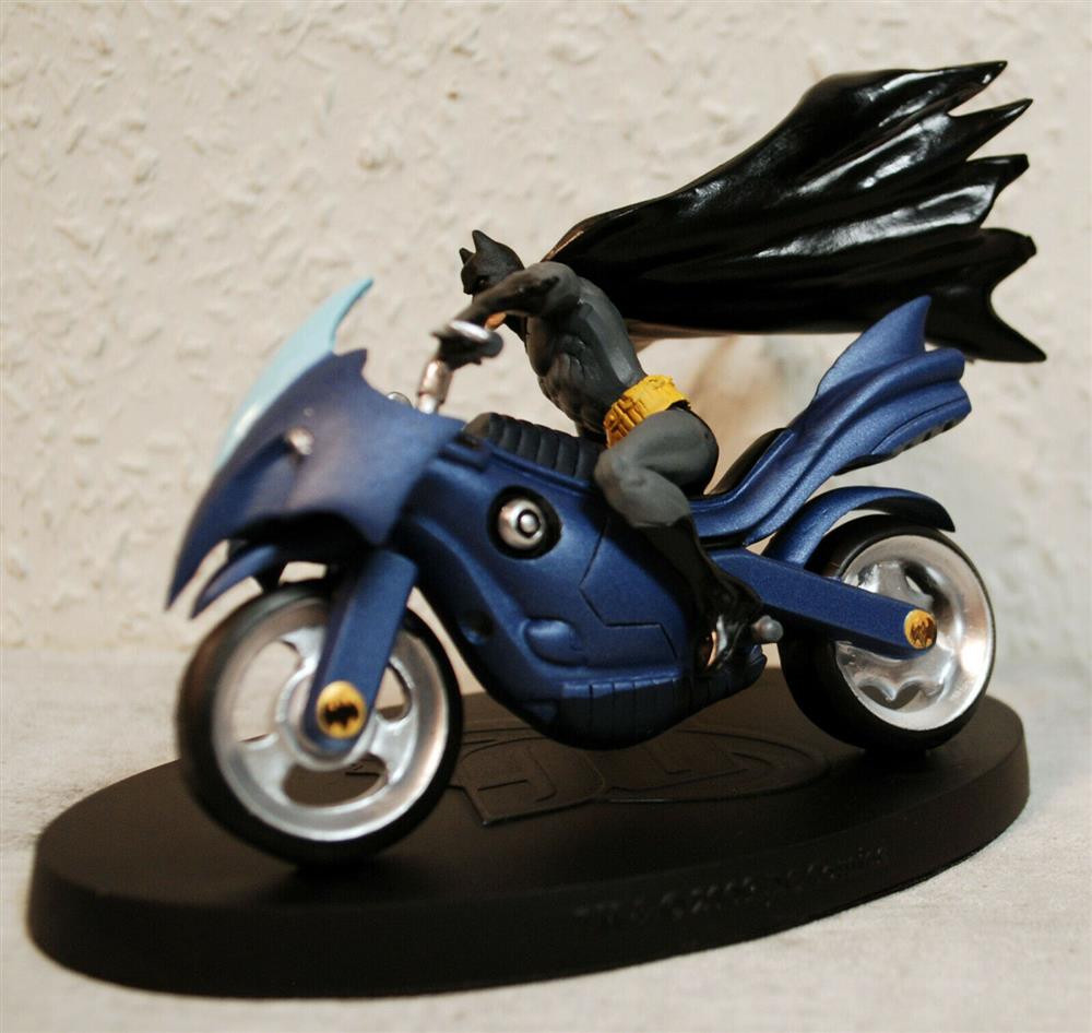 DC Super Hero Collection Batman & Batcycle 1:21 27502