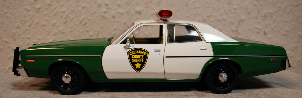 1975 Plymouth Fury Chickasaw County Sheriff 1:24 Green Light 84096