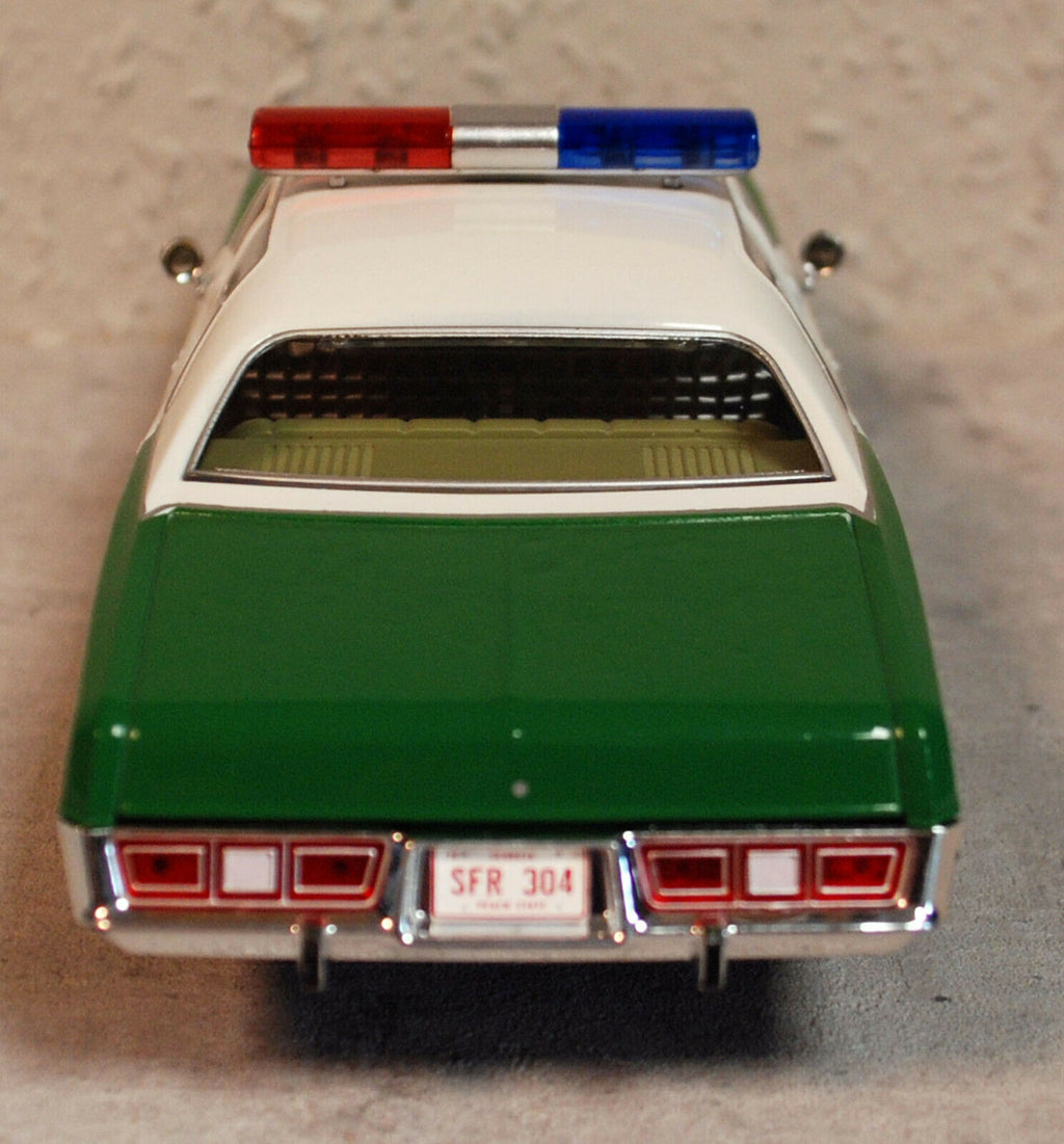 1975 Plymouth Fury Chickasaw County Sheriff 1:24 Green Light 84096
