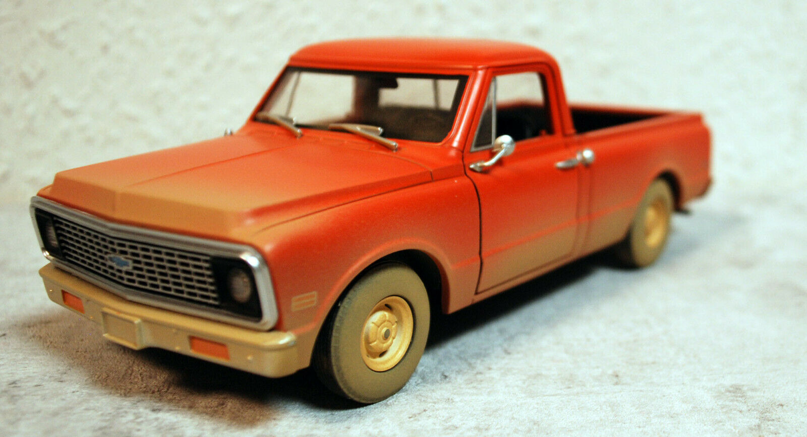 Greenlight 84131 1971 Chevrolet C 10 Pickup Ground Hog Day 1:24
