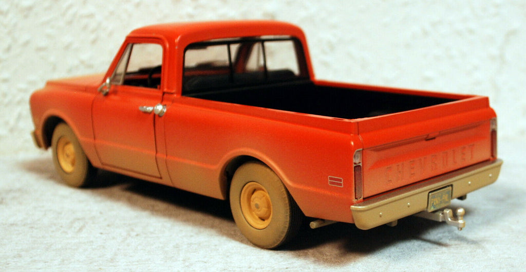 Greenlight 84131 1971 Chevrolet C 10 Pickup Ground Hog Day 1:24