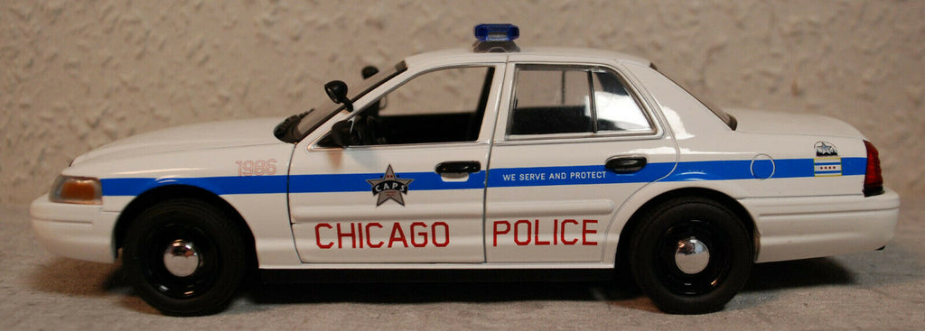 2008 Ford Crown Victoria Chicago Police Dep. 1:24 Green Light 85533
