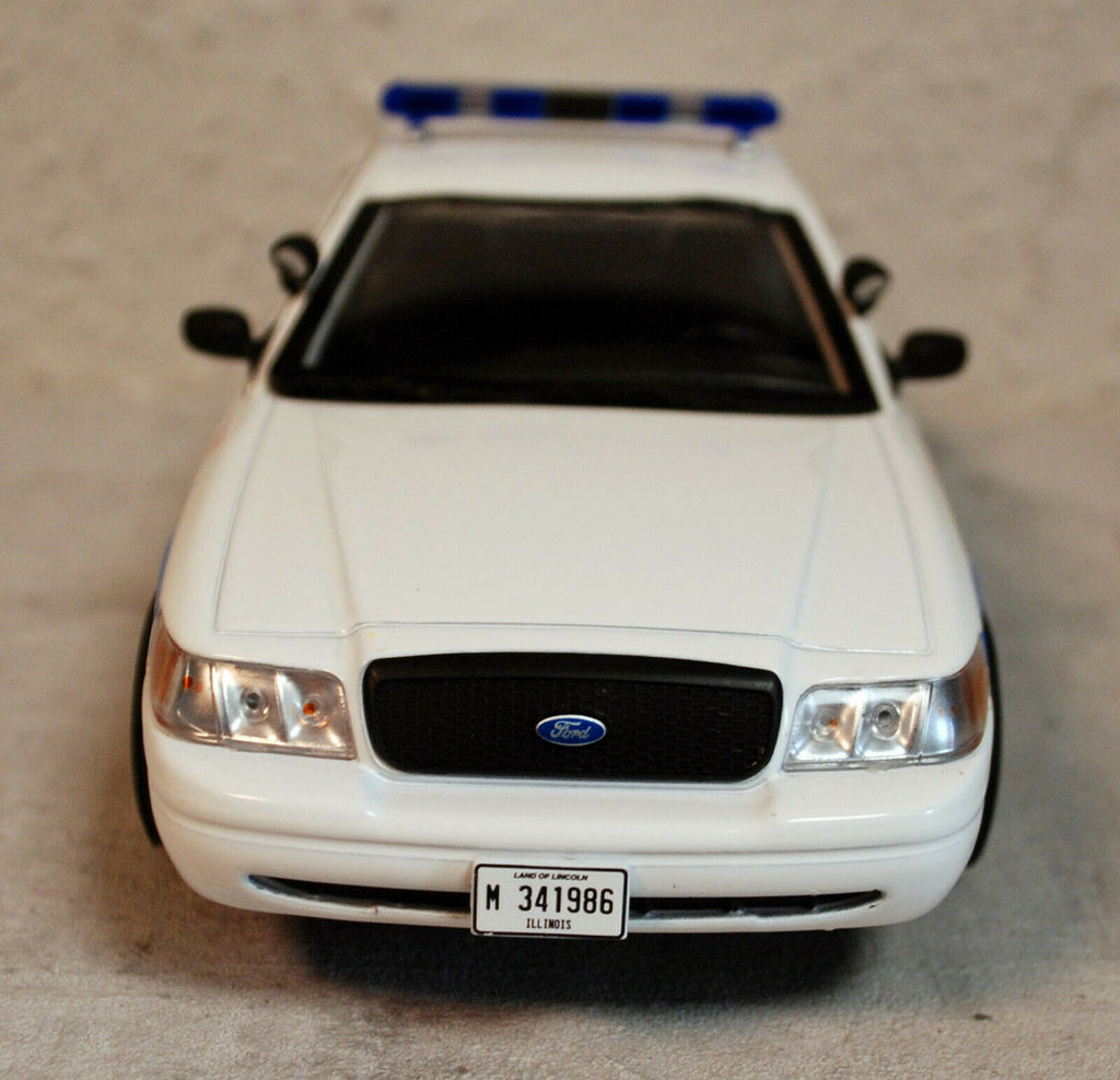 2008 Ford Crown Victoria Chicago Police Dep. 1:24 Green Light 85533
