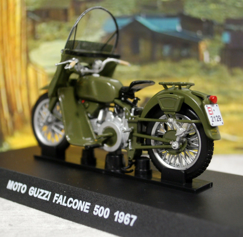 Polizeimotorrad 1967 Moto Guzzi Falcone 500 Carabinieri 1:24