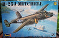 Revell 5512   B 25 J Mitchell 2 Versionen 345th Bomb Group Air Apaches 1:48