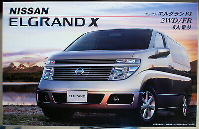 Fujimi 187495 2002 Nissan Elgrand (E51) JDM 1:24